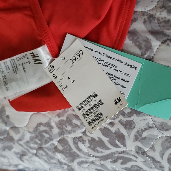 NWT H&M Size 4 red halter swimsuit - Picture 4 of 4